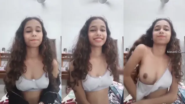Watch Desi Babe Flashes Her Massive Boobs in Public Viral Tease full viral video leaked