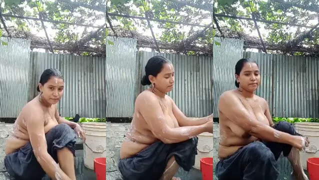 Watch Village Girl Outdoor Soapy Body Wash Hot Desi Bath full viral video leaked