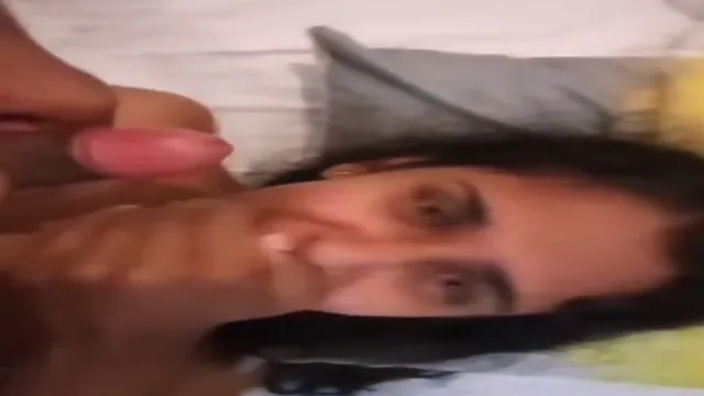 Horny Indian Girlfriend Deepthroats Boyfriend's Thick Cock
