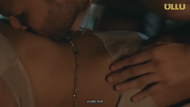 Watch Village Bhabhi Gets Pounded Hard by Desi BF in Rustic Bedroom full viral video leaked
