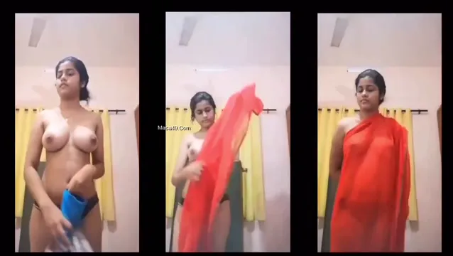 Watch Desi Girl Flashes Her Tits in a Sizzling Tease full viral video leaked
