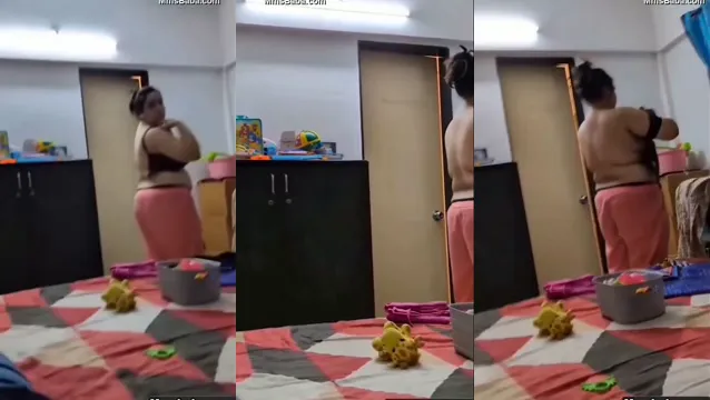 Watch Horny Hubby Squeezes Desi Wife's Big Boobs in Viral Bedroom MMS Leak full viral video leaked