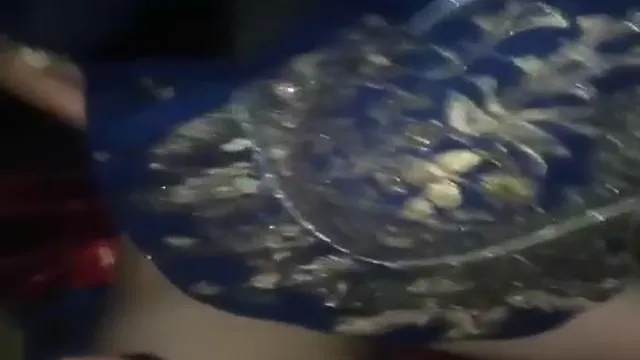 Watch Indisk hustru ger den ultimata orala njutningen på en mörk natt full viral video leaked