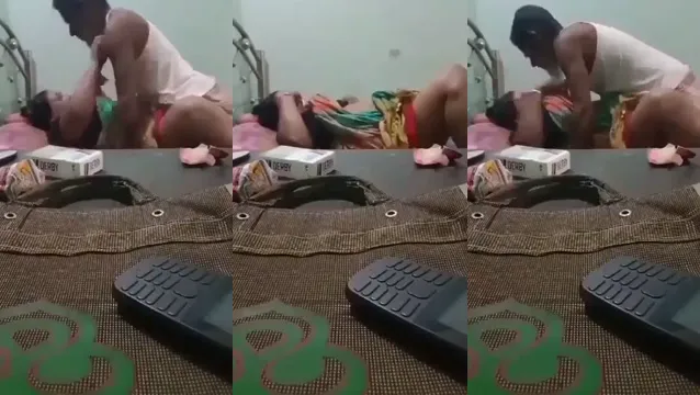 Watch الأم الهندية المتشددة ترفع سرى تكشف عورةها أمام رجل مسلمان في فيديو مثير full viral video leaked