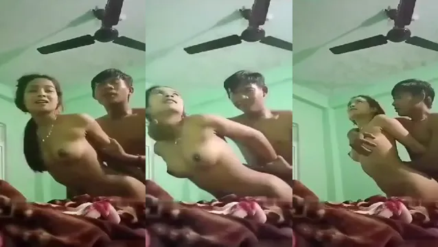 Chàng trai Desi đấm cô gái Desi bằng cách làm méo lưng với những tiếng trào âm lớn