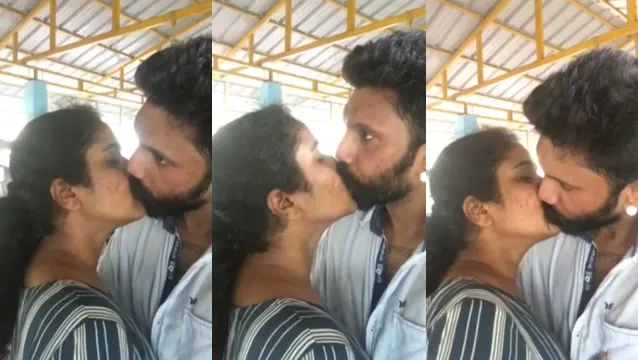 South Indian Couple Juicy Open Kiss and Tongue Dance Viral Masti