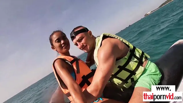 Thai Teen Gives Sloppy Blowjob on Jet Ski During Wild Outdoor Adventure