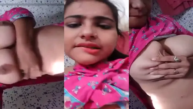 Wild Bathroom Exhibitionist Flirts with Tits and Pussy on Display