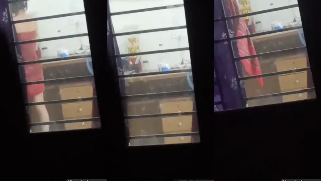 Watch ديزي بهابي تتب في الحمام مع حبيبها full viral video leaked