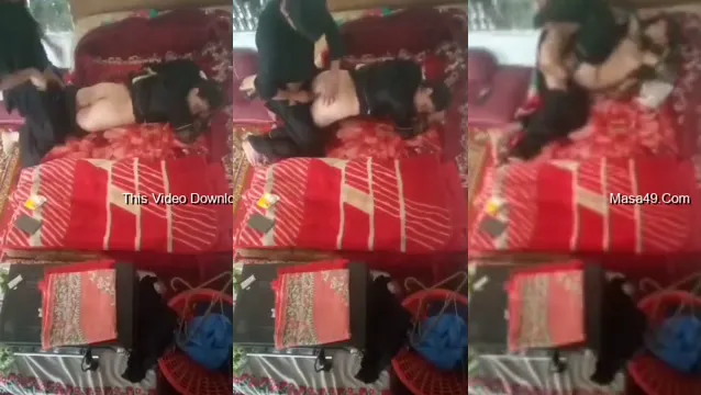 Watch Paki Bhabhi Gets Tongue Lashing and Hardcore Fuck in Leaked Video full viral video leaked