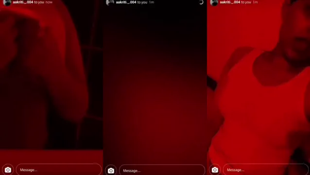 Watch Ragazza Desi Provoca con Flash di Tette e Spogliarello Erotico full viral video leaked