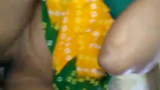 Watch جسم بودي السوفت يتم احتواؤه في غرفة الفندق من قبل حبيبها full viral video leaked