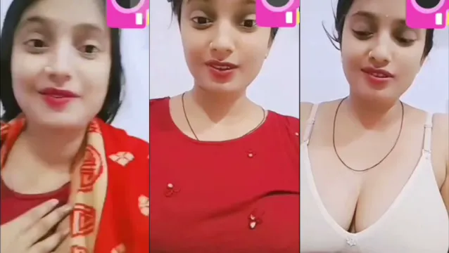 Watch Desi Bhabhi's Boobs and Pussy Exposed in Viral Video Call full viral video leaked