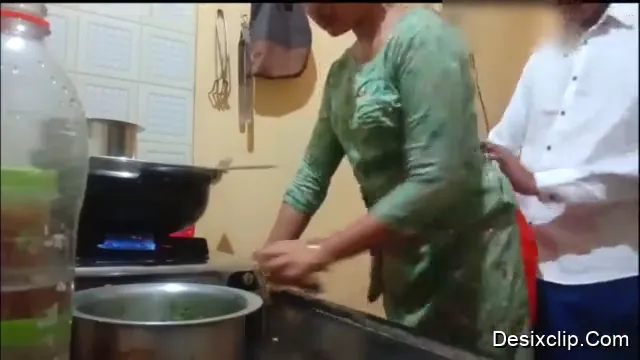 Sister-in-Law Kitchen Sex Video - Hot Bhabhi Fucked in the Kitchen