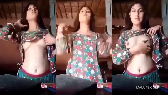 Svenska Tjej Blottar Sina Fattiga Tittar I En Viral Video