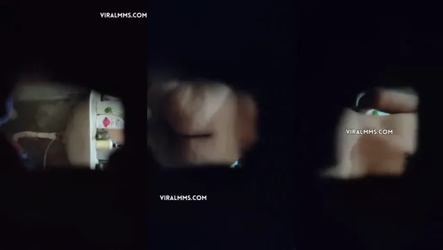 Watch Desi-Mädchen beim Nacktbaden im Freien - Verrückter Outdoor-Viral-Moment full viral video leaked