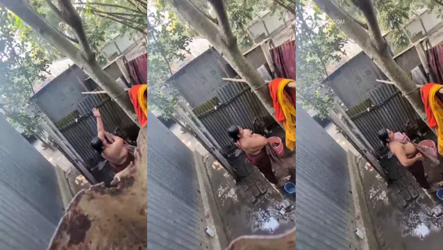Watch Leaked Desi Bhabhi Bathing Scandal Naked Hidden Camera Footage full viral video leaked