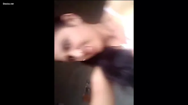 Watch Passione Selvaggia Il Video di Sesso della Ragazza del Villaggio Desi full viral video leaked