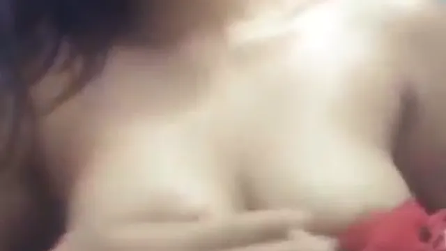 Rajkot Desi Girl Boobs Pressed Hard in Leaked Sexy Clip