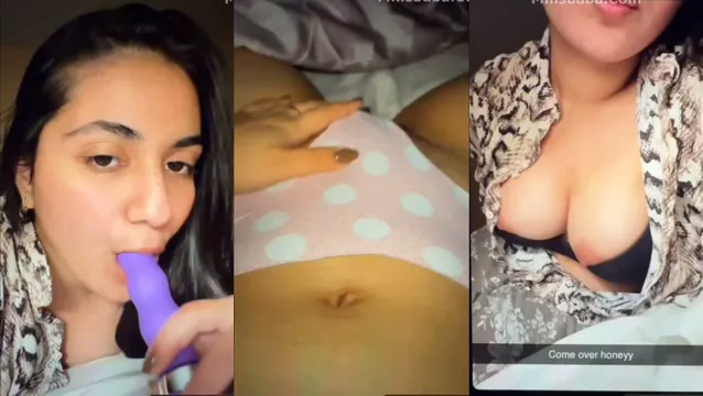 Fille indienne desi chaude se masturbant seule dans sa chambre