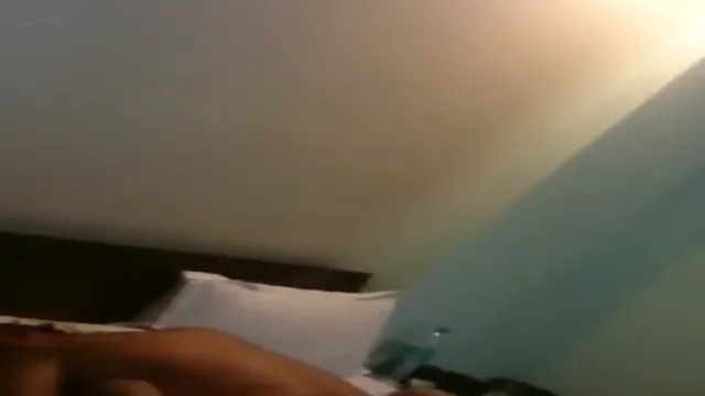 Watch Cheating Bhabhi Gets Pounded Hard in Hotel Room with Hindi Audio full viral video leaked