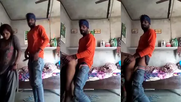 Bangladeshi Bhabi Invites Lover for Hot Bedroom Sex