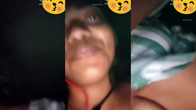 Watch Check Out This Sizzling Boob Flash from a Fiery Video Call with a Hot Telugu Babe full viral video leaked