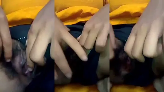 19yo Bengali Virgin Spreads Hairy Pussy for Secret MMS Leak