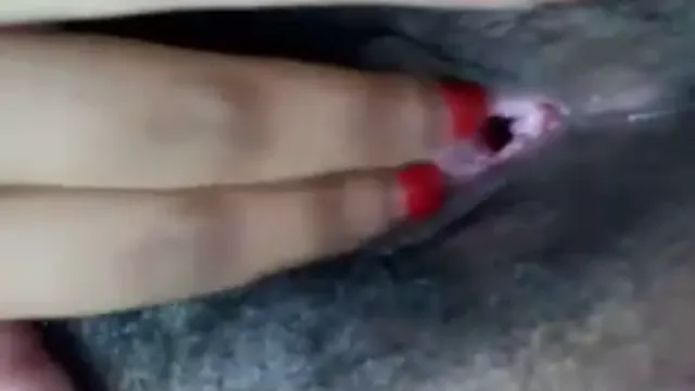 Watch Bangladeshi Teen Fingering Her Hairy Pussy for Desi Boyfriend full viral video leaked