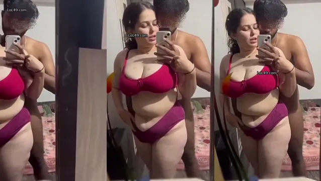 Watch Desi Bhabhi Pussy Rubbing Sensual Show in Hotel Room full viral video leaked