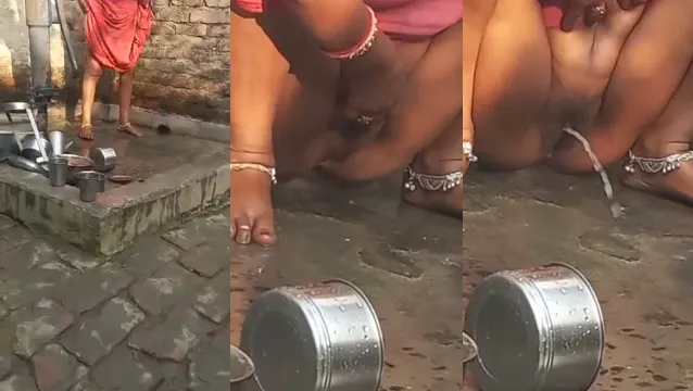 Bihari Bhabhi Pissing and Masturbating in Leaked Video 2026