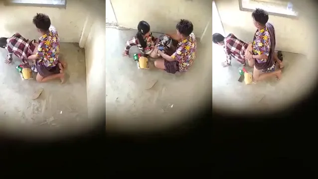 Vídeo de Sexo del Pueblo Pareja Cogida en Cámaras Ocultas