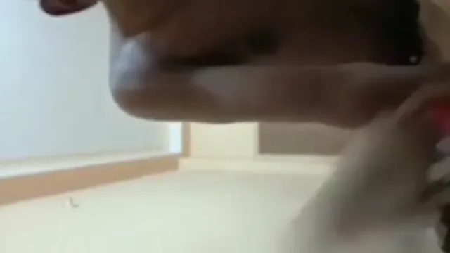 Fuite Vidéo Un Couple Universitaire Tamil et Kerala en Action dans une Chambre d'Hôtel