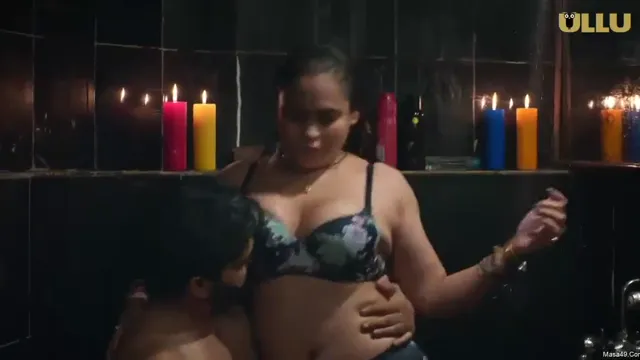 Busty Bhabhi Catches Nokar Fucking Her Juicy Pussy Hard