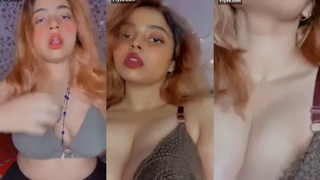 Watch Desi Cute Model Girl Flashes Naked Boobs in Bedroom Scene full viral video leaked