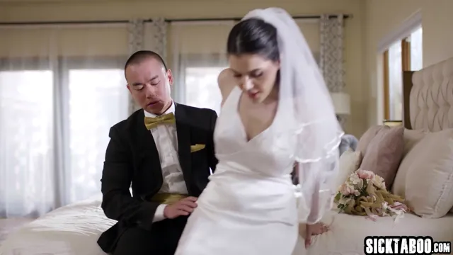 Valentina Nappi Sposa Anal Sex - Moglie Traditrice Scopa Dopo il Matrimonio