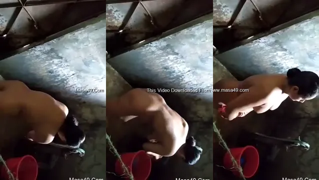 Watch বাংলাদেশী ভাবীর গোপন স্নান ভিডিও full viral video leaked