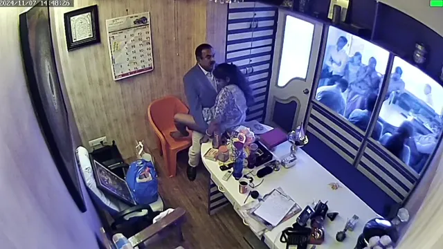 Watch Nashik Astrologer Caught in Hidden Cam Sex Scandal with Multiple Women full viral video leaked