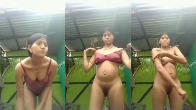 Watch ڤيديو لجريئه لزوجه من قريه عمانيه تفقد ملابسه في نهر full viral video leaked