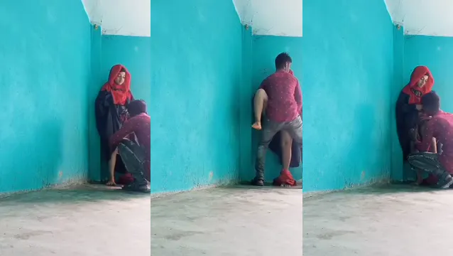 Hijabi Bangladeshi Girl Gets Pounded Hard in Standing Sex Frenzy