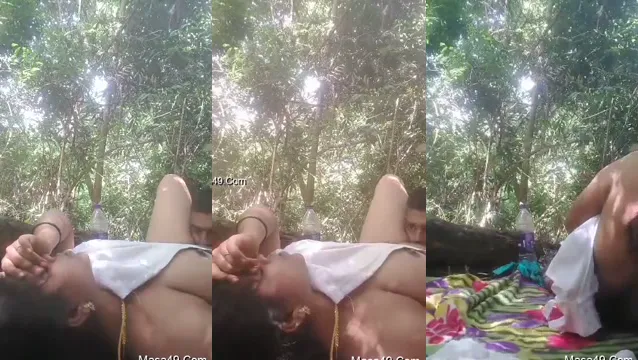 Desi Wife Gets Tongue Lashing in Steamy Amateur Leak