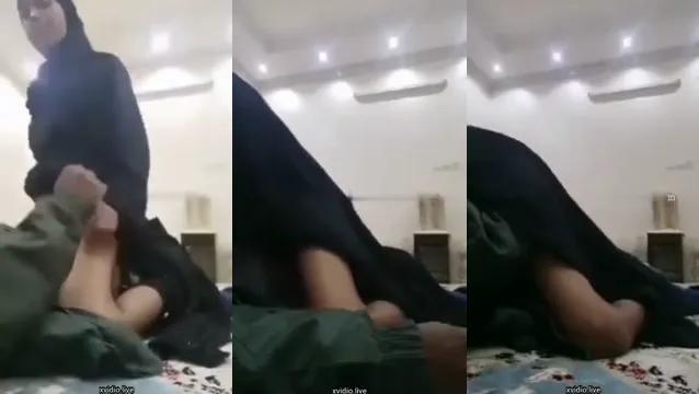 Watch Gadis Muslim Hijabi Naik pada Pacar Desi dalam Gerakan Cowgirl Gila full viral video leaked