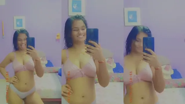 Watch Tamil Cute GF Nude XXX Leak - Desi Girlfriend Naked Teasing full viral video leaked