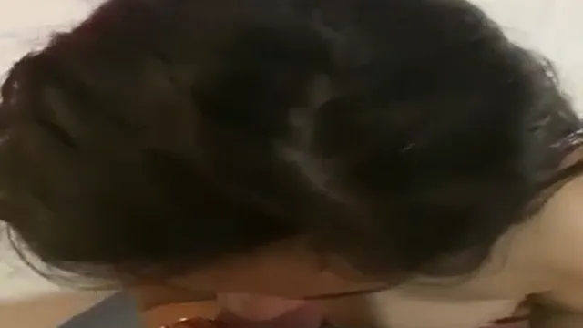 Sex en Chambre d'Hôtel avec une Pussy Rasée