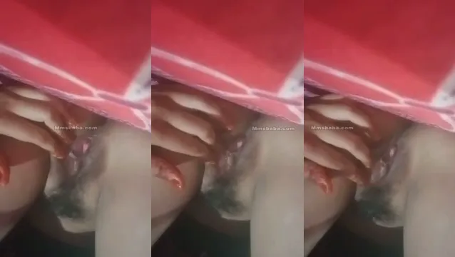 Watch Indian Teen Spreads Legs Wide for Horny Pussy Play full viral video leaked