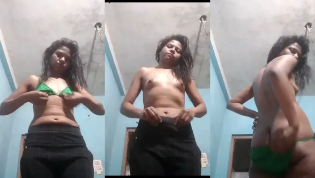 Watch Bihari Girl Flaunts Her Tight Tits and Round Booty for Desi BF full viral video leaked