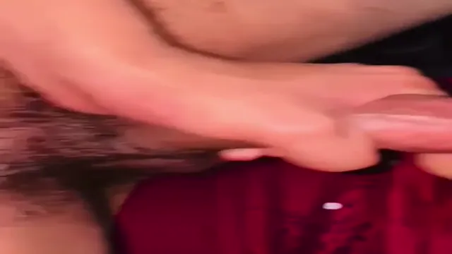 Bangladeshi GF Gives Mind-Blowing Blowjob in Hotel Room