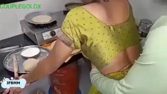 Watch Bhabhi ka Kitchen Me Devar ka Rangeen Pyaar Viral Desi Adult Video full viral video leaked