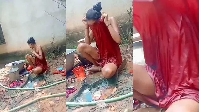 Slim Desi Bhabhi Teases with Naked Tits in Leaked 2026 Video