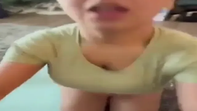 Hot Desi Girl Gives Sloppy Blowjob Then Gets Pounded in Doggystyle
